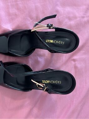 Fashion Nova Black Patent Slingback Heels with Gold Buckle